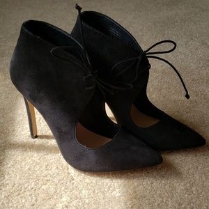 Aldo Black Heels Size 7.5